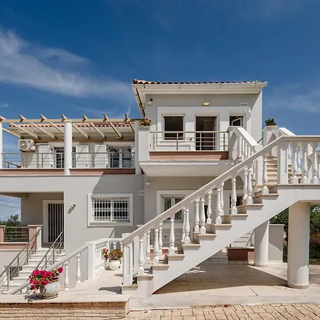 Premiere Lumiere * Akrotiri (Zakynthos)